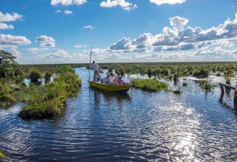 Puerto Valle Hotel De Esteros