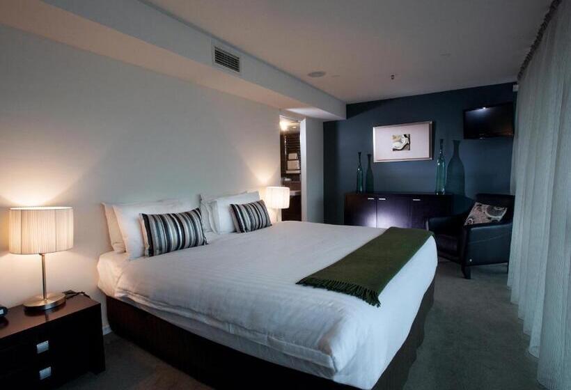 Sullivans Cove Apartments