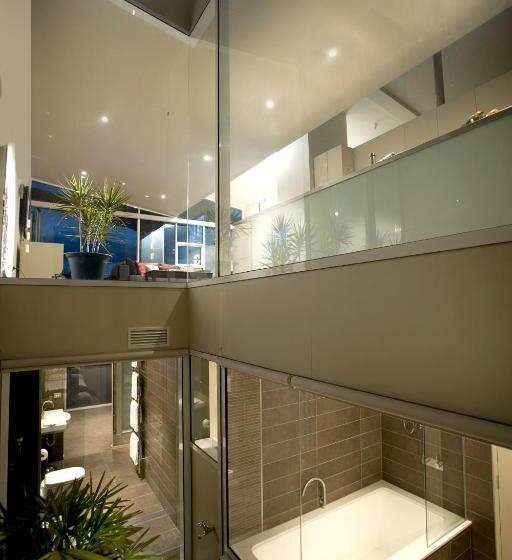 Sullivans Cove Apartments