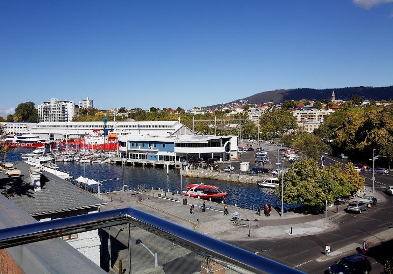 Sullivans Cove Apartments