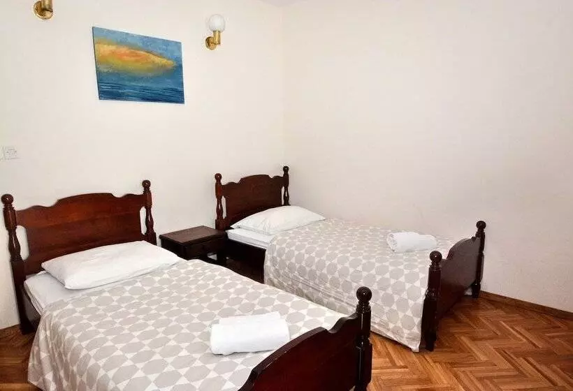Bed and Breakfast Restaurant Pension Dioklecijan