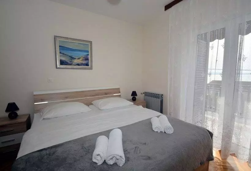 Bed and Breakfast Restaurant Pension Dioklecijan