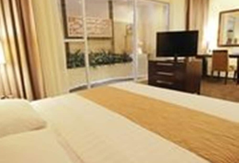 Harmoni One Convention Hotel & Service Apartments