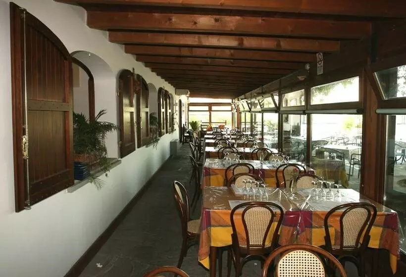 فندق Antico Borgo I Cancelli