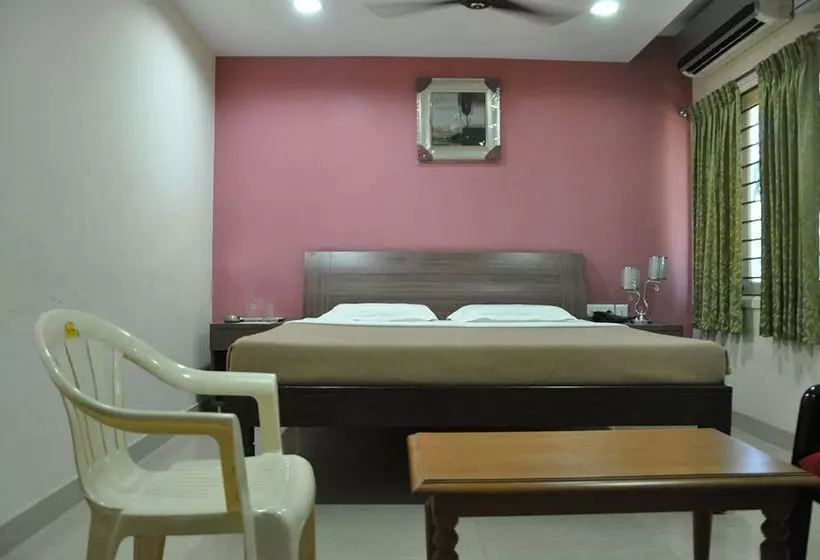 ホテル Arasan Inn