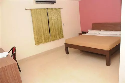 ホテル Arasan Inn