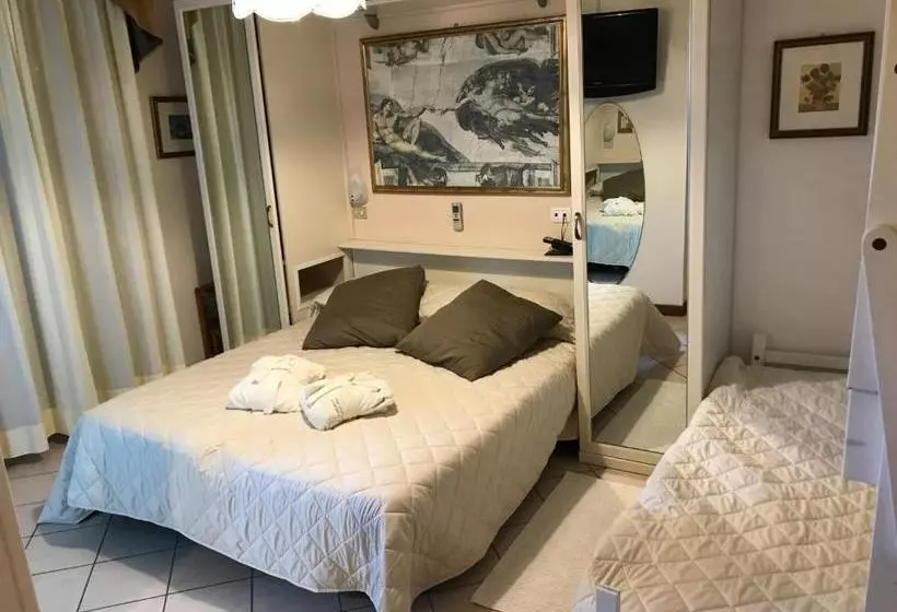 בית מלון כפרי Byron