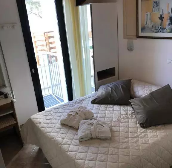 בית מלון כפרי Byron