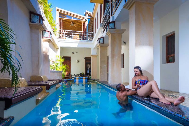 هتل Boutique Casa Sánchez