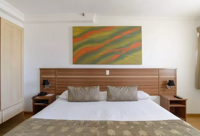 Faro Hotel São José Dos Campos