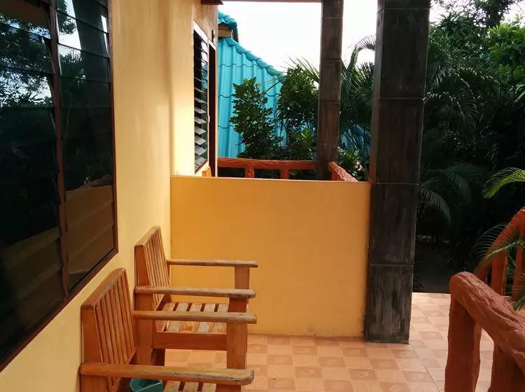 Hotel Koh Tao Beachside Resort