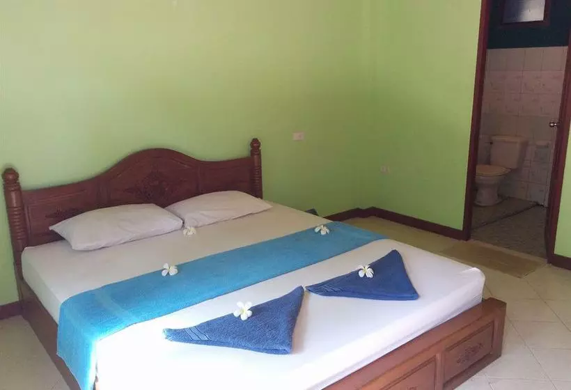 Hotel Koh Tao Beachside Resort