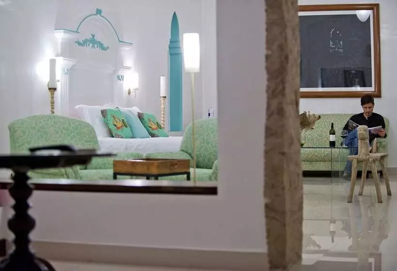 Hotelli Purity At Lake Vembanad