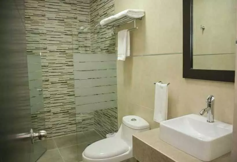 Otel Suites Los Arcos