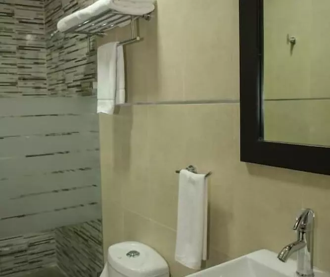 Otel Suites Los Arcos