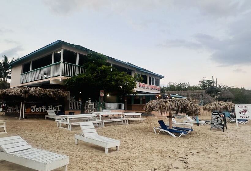 هتل Tamboo Resort