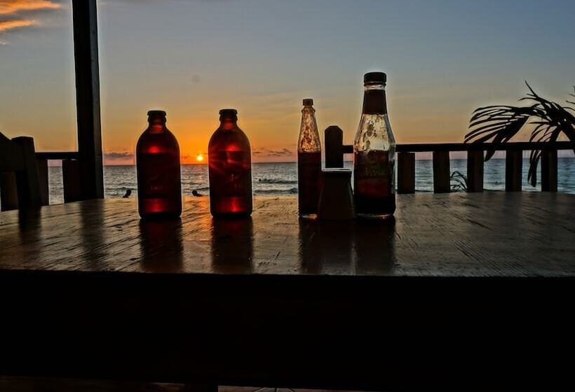 هتل Tamboo Resort