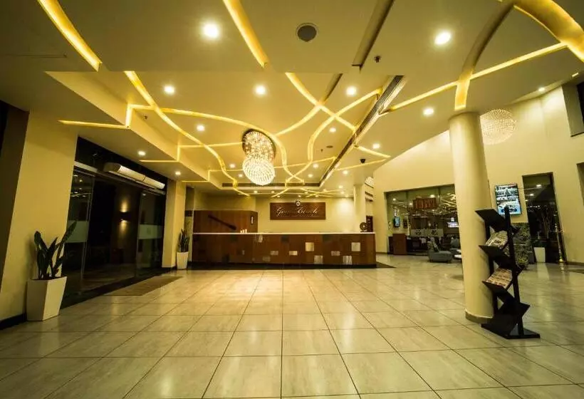 فندق The Gold Beach Resort