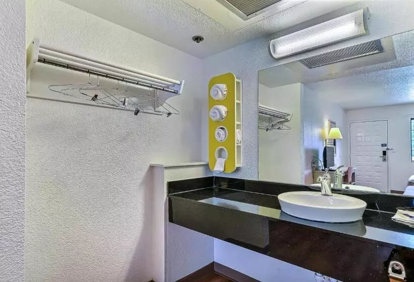 Motel Park Inn By Radisson, Livermore