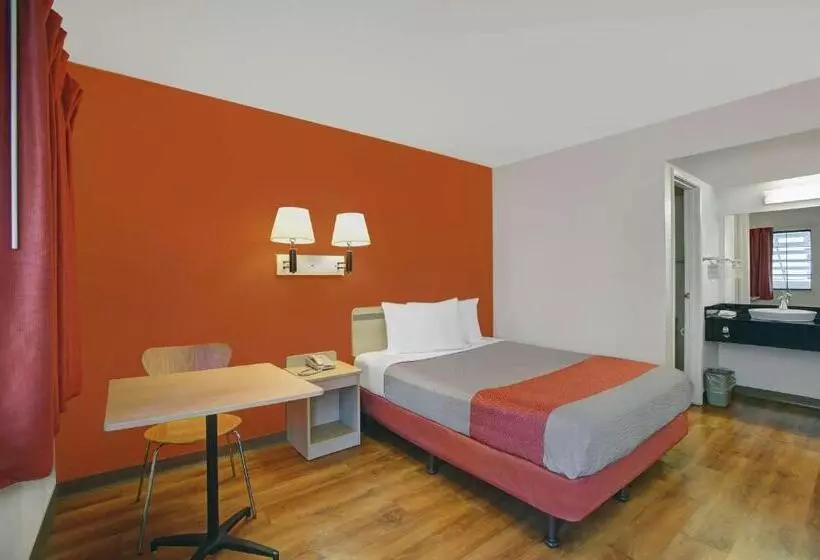 Motel Park Inn By Radisson, Livermore