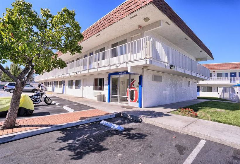 Motel 6 Pittsburg