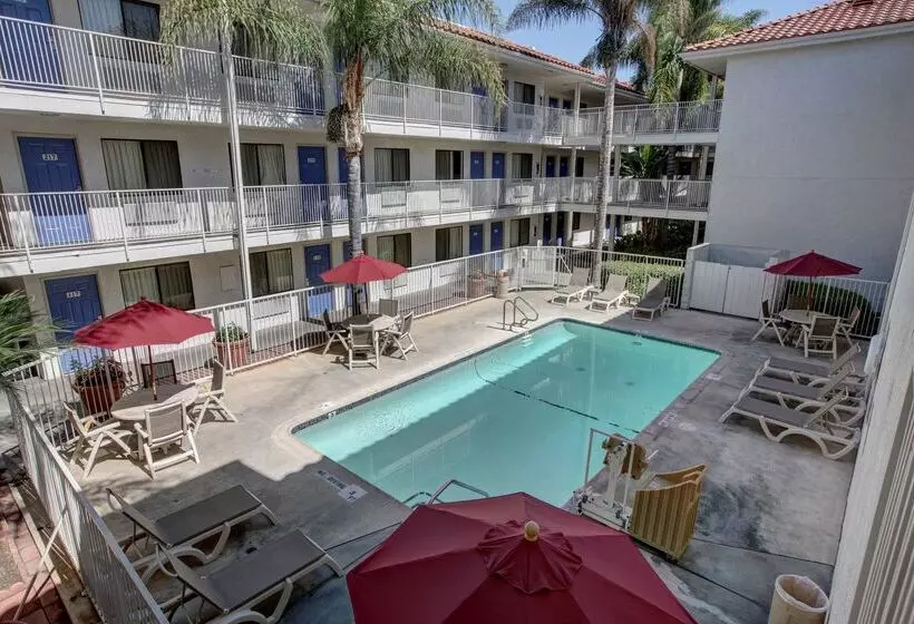 Motel 6bellflower, Ca Los Angeles