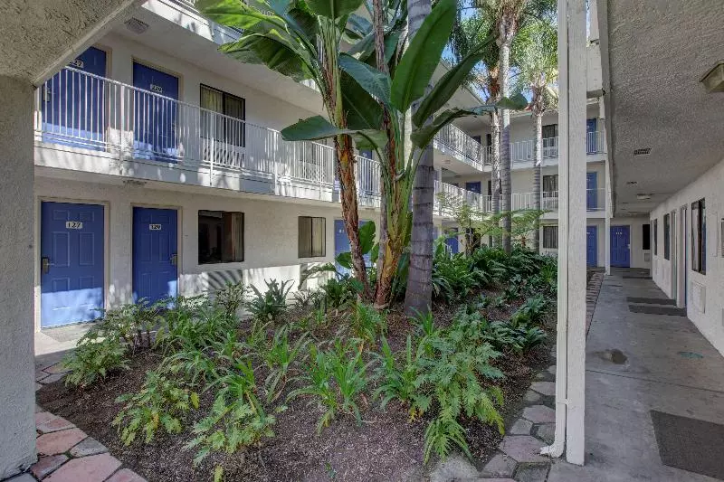 Motel 6bellflower, Ca Los Angeles