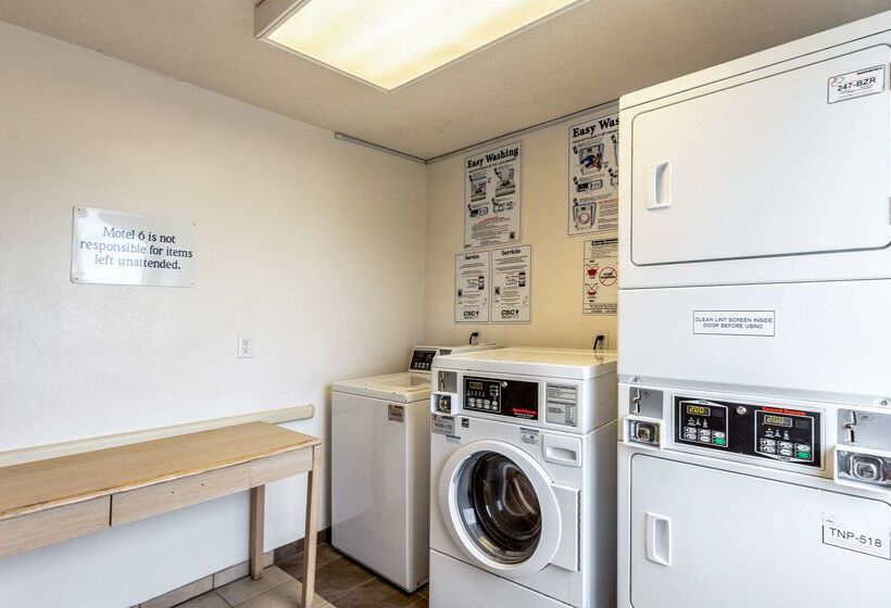 Motel 6caseyville, Il  Caseyville Il