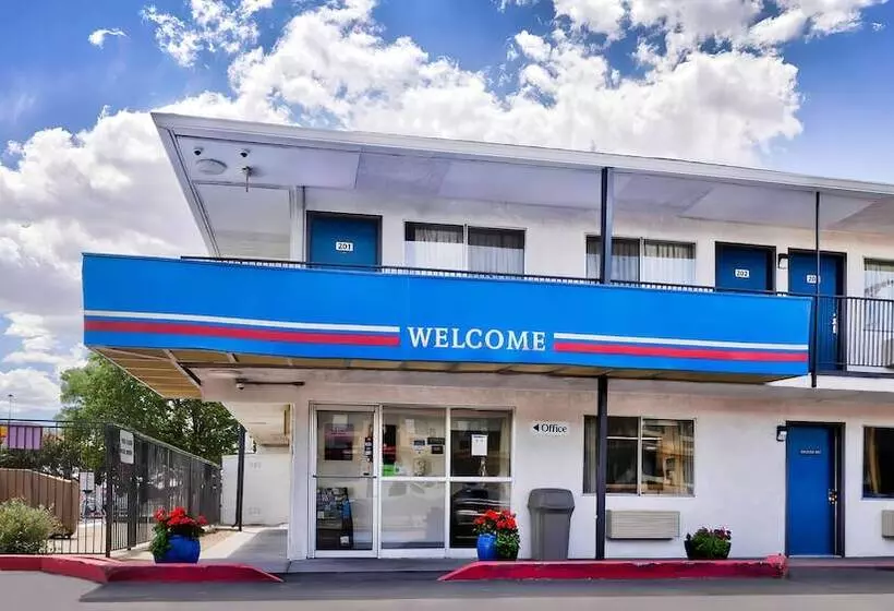 Motel 6gallup, Nm