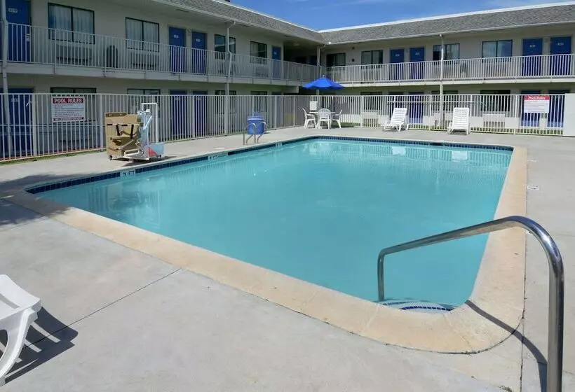 Motel 6galveston, Tx