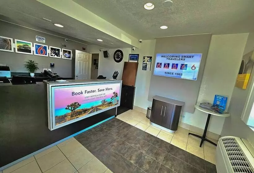 Motel 6palm Desert, Ca Palm Springs Area