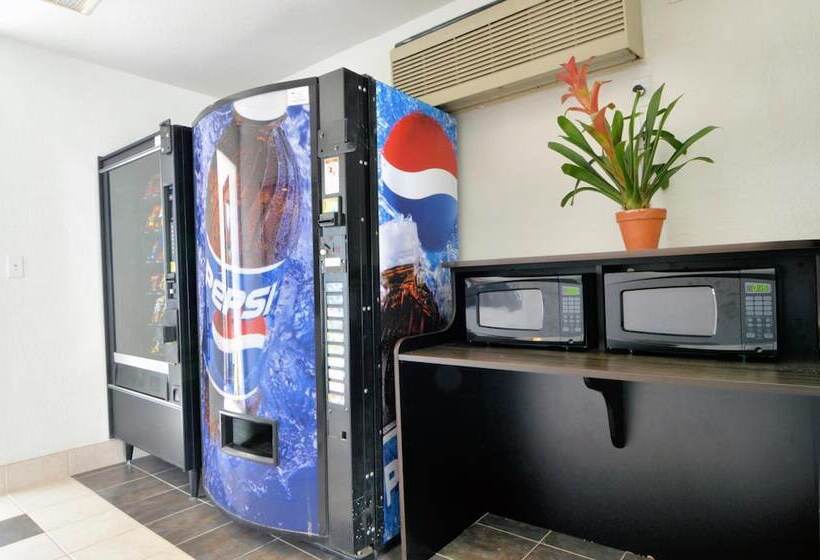 Motel 6palm Desert, Ca  Palm Springs Area