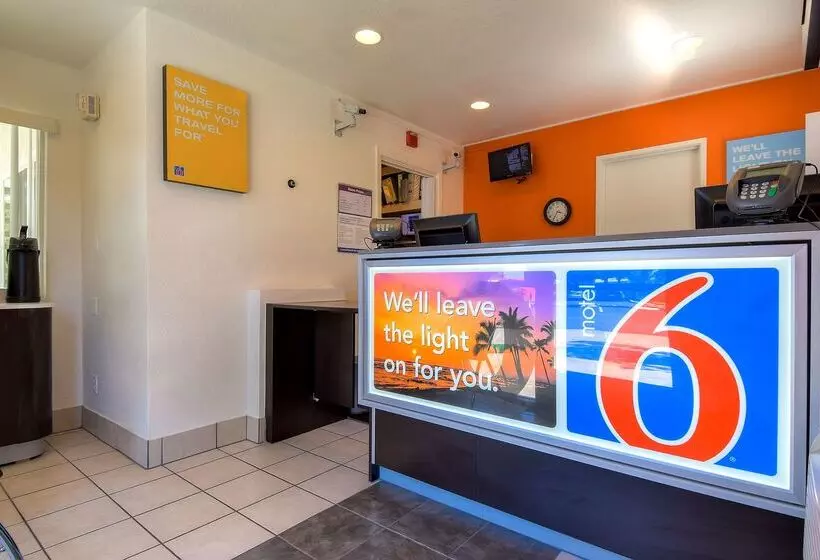Motel 6 san Diego, Ca  North