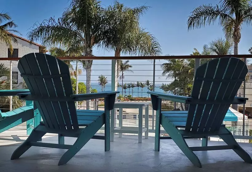Motel 6santa Barbara, Ca  Beach