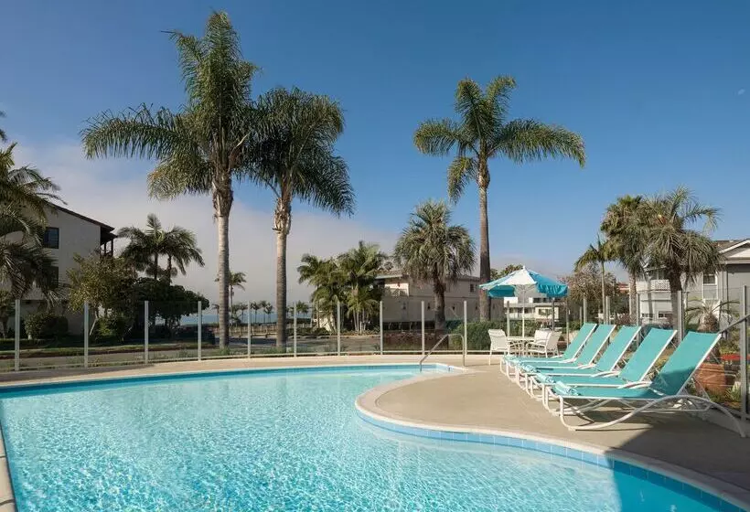 Motel 6santa Barbara, Ca  Beach