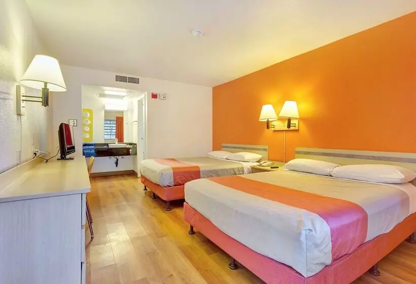 汽车旅馆  Park Inn By Radisson, Santa Rosa North