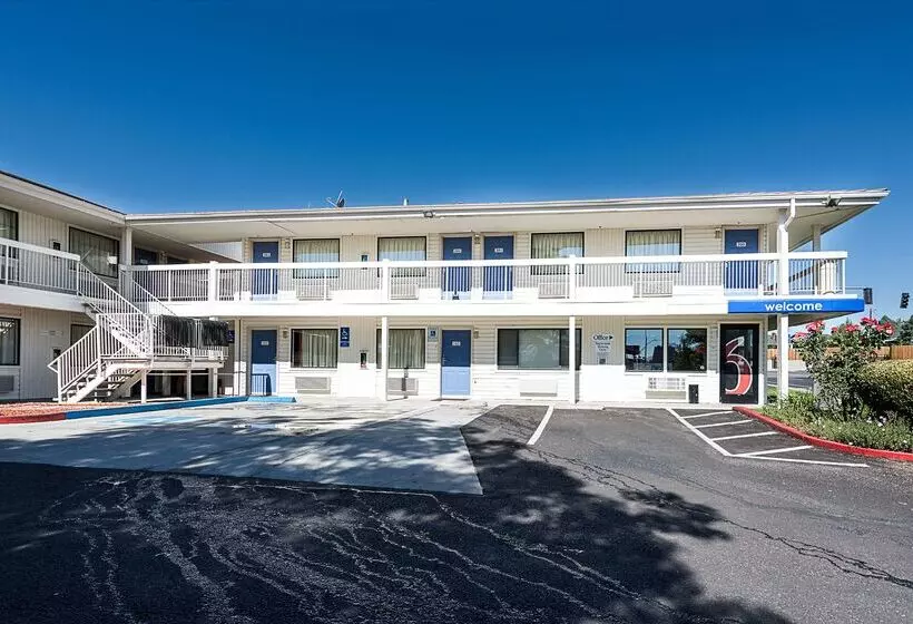 Motel 6sparks, Nv Airport Sparks