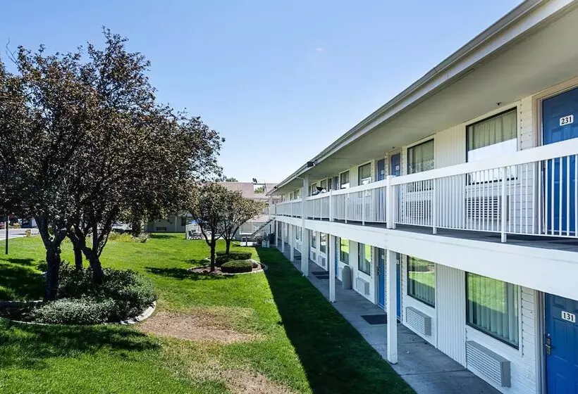 Motel 6sparks, Nv Airport Sparks