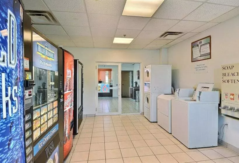 Motel 6tewksbury, Ma  Boston