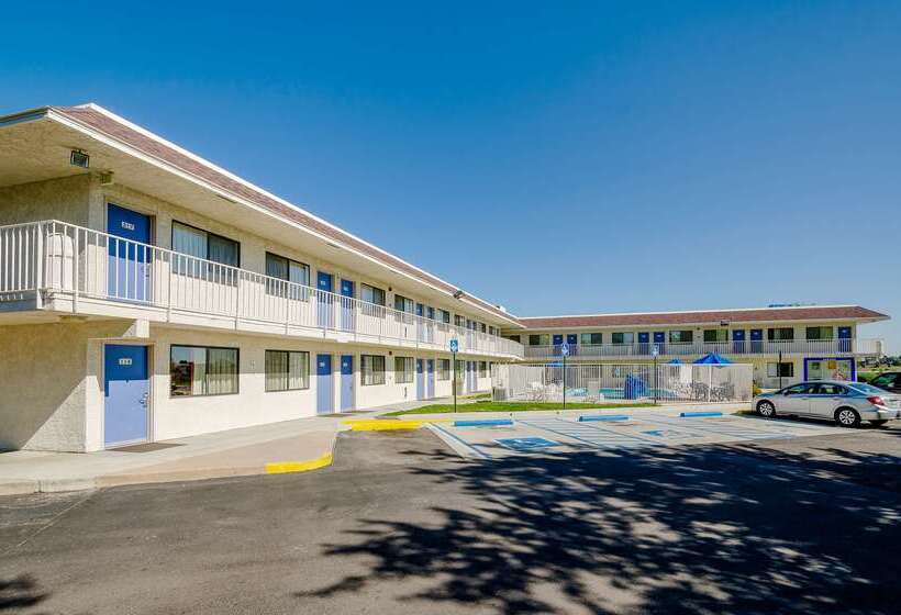 汽车旅馆 Park Inn By Radisson, Thornton