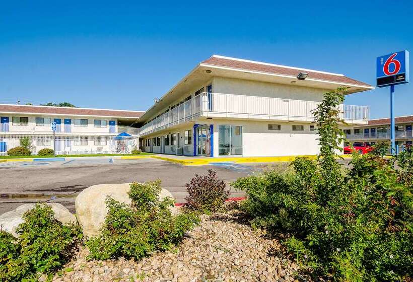 汽车旅馆 Park Inn By Radisson, Thornton