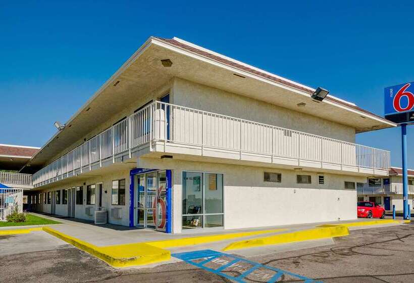 汽车旅馆 Park Inn By Radisson, Thornton