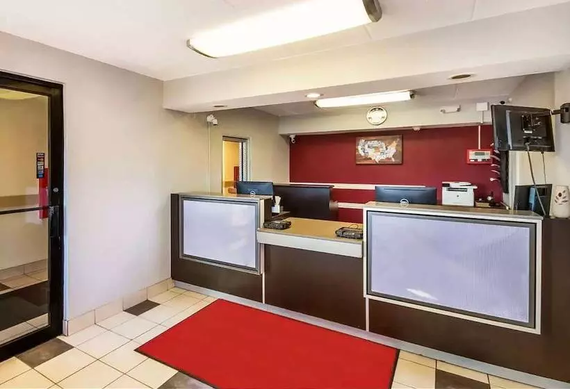 مُتل Days Inn By Wyndham Charleston Wv