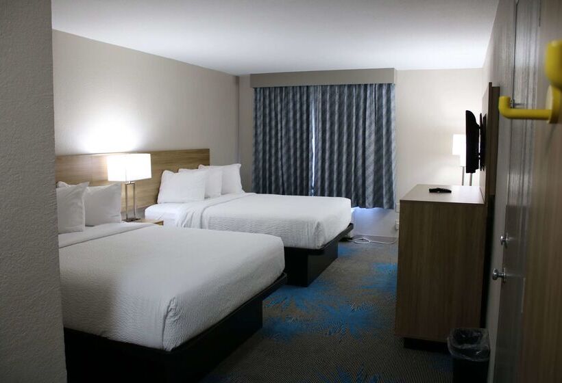 汽车旅馆  Days Inn By Wyndham Waco University Area