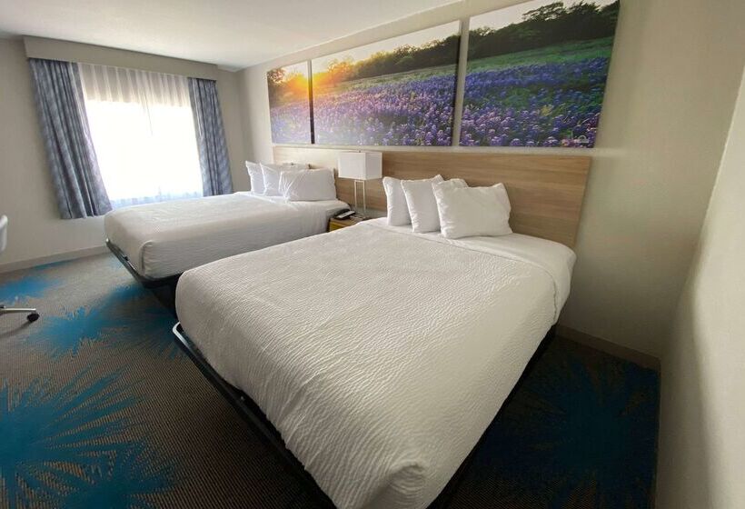 汽车旅馆  Days Inn By Wyndham Waco University Area