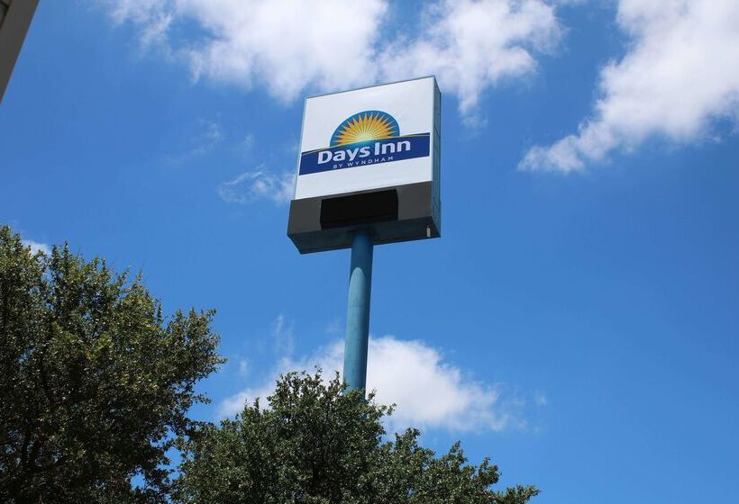 汽车旅馆  Days Inn By Wyndham Waco University Area