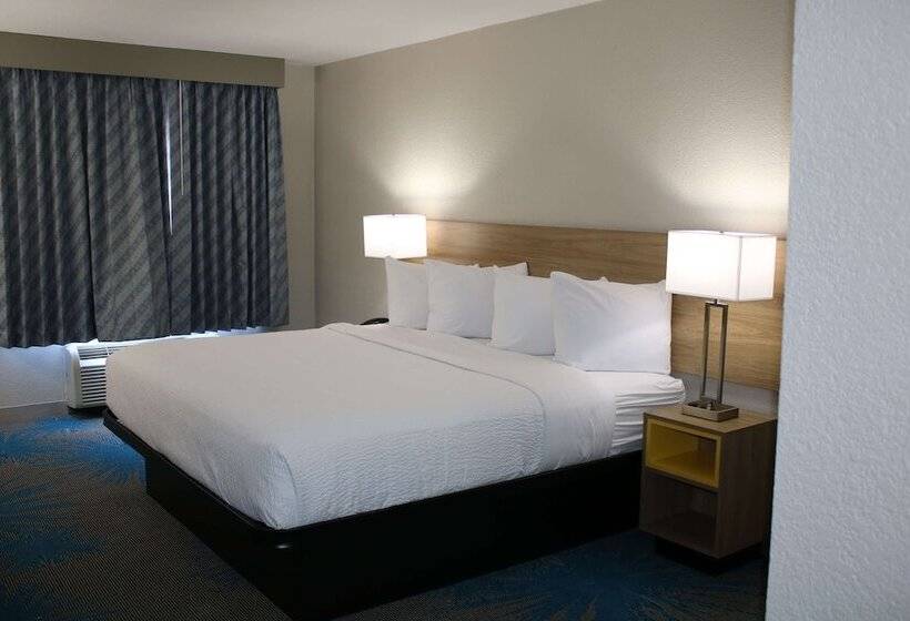 汽车旅馆  Days Inn By Wyndham Waco University Area