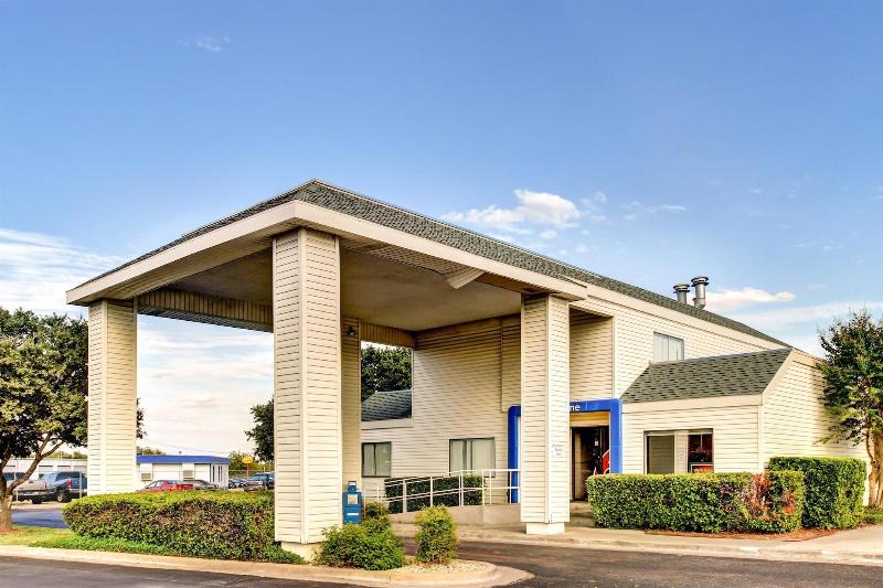 汽车旅馆  Days Inn By Wyndham Waco University Area