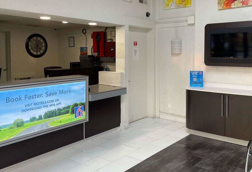 Motel 6 Hagerstown Md