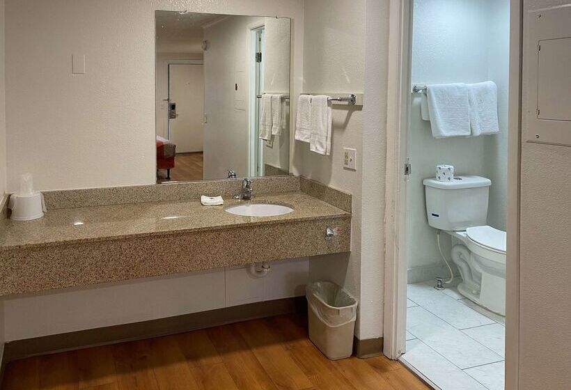 Motel 6 Hagerstown Md